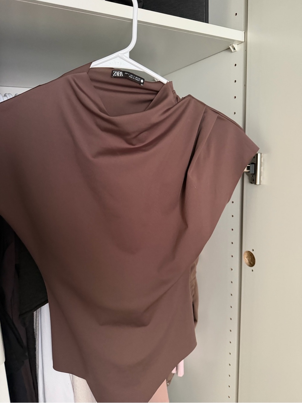 Zara Cowl Neck Short Sleeve Top in Brown